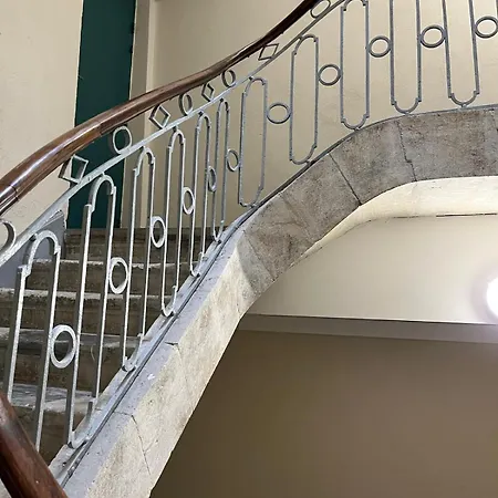 Beau Duplex T3 De 66 M2 En Plein Centre De Confort Et Bien Situe * Montpellier